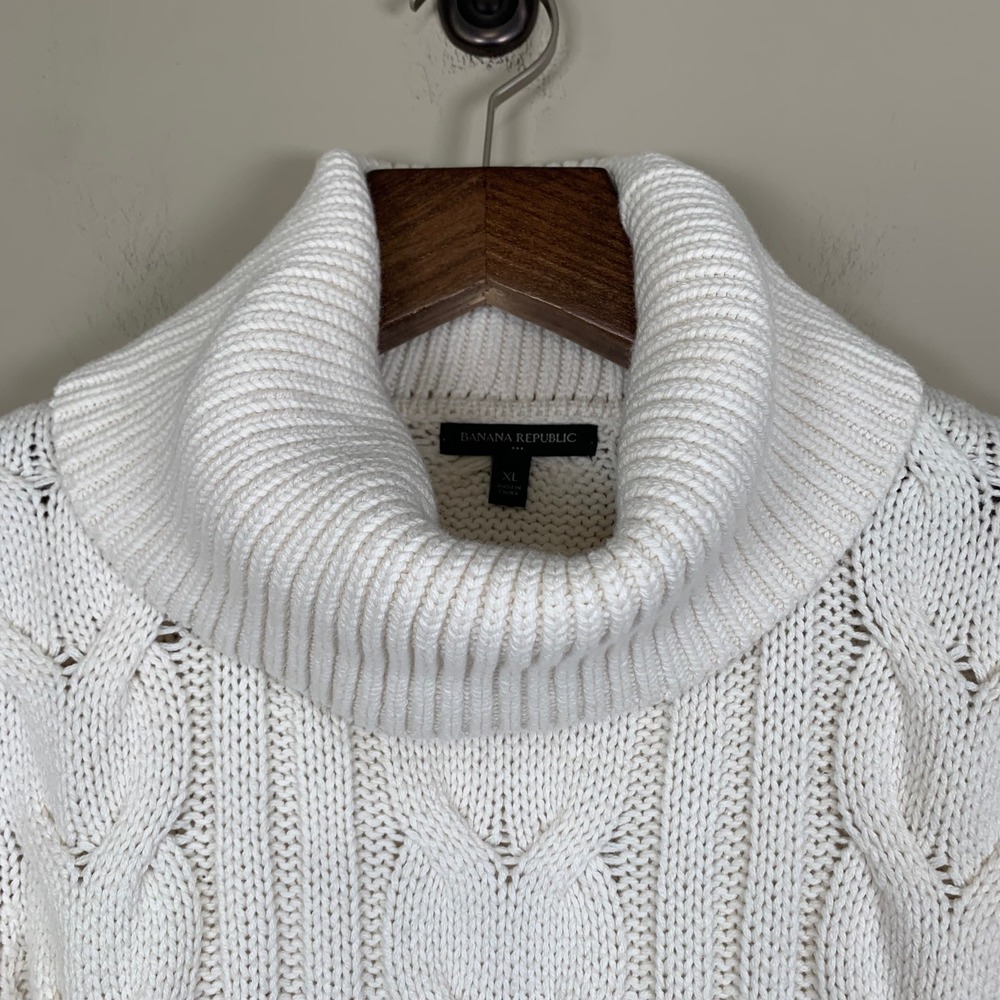 Banana Republic Cotton Blend Chunky Cable Knit  Fisherman Sweater Size XL - Picture 3 of 11